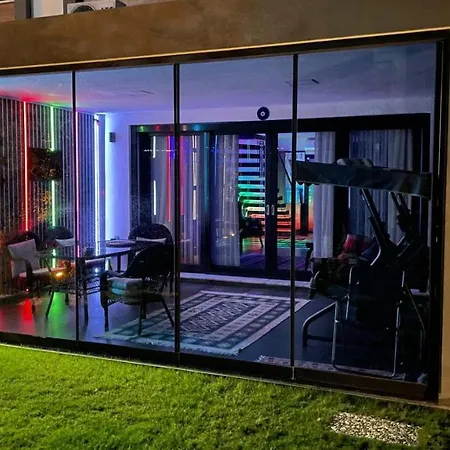Traumvilla In *